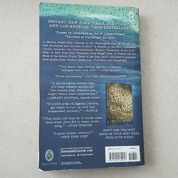 The Woman in Cabin 10 paperback book - Picture 2 of 6